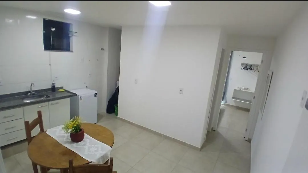 Apt com Varanda 2 qdras Praia Pontal-1